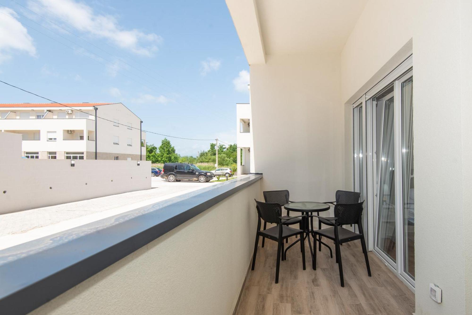 Al Mare Apartments โกตอร์ ภายนอก รูปภาพ