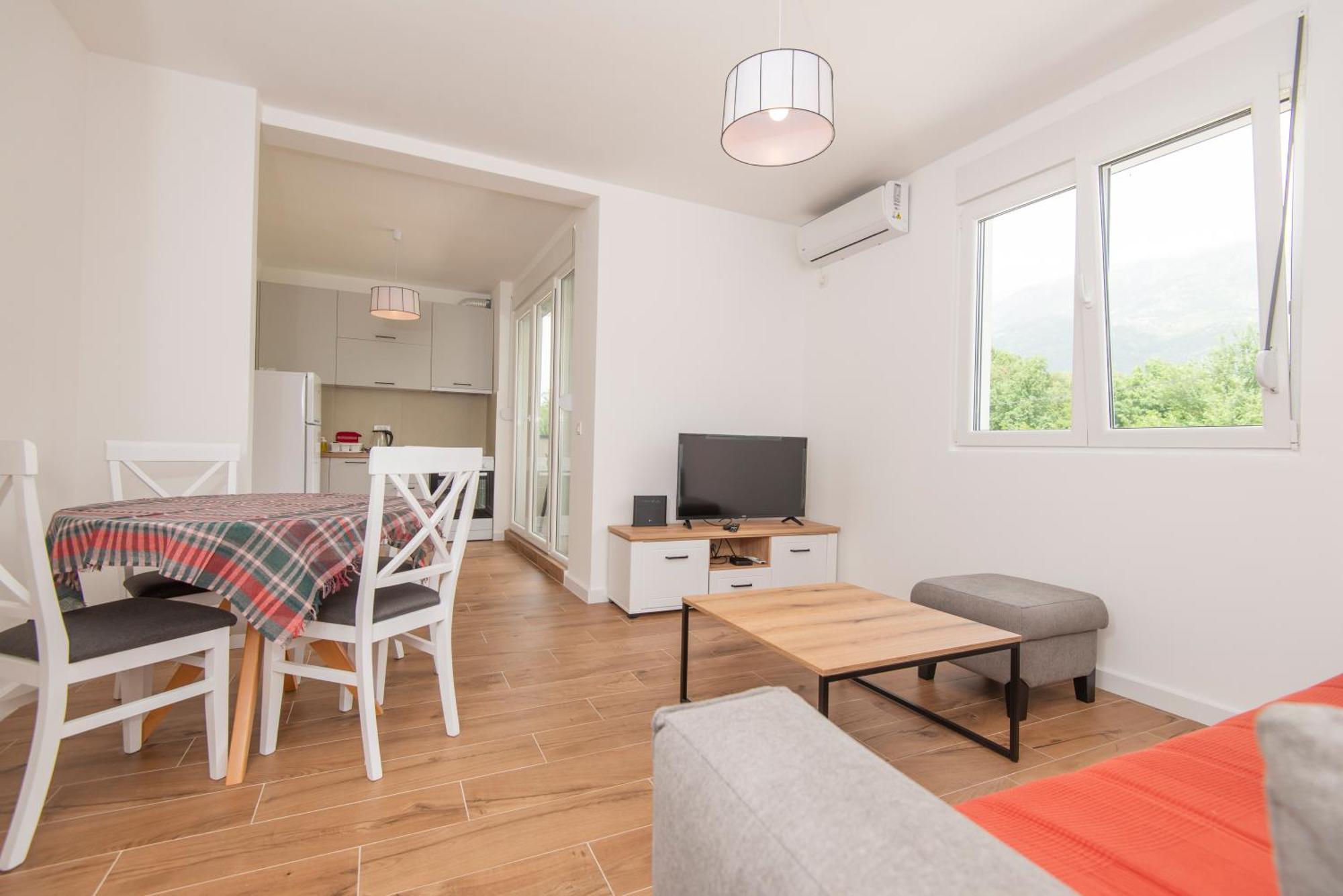 Al Mare Apartments โกตอร์ ภายนอก รูปภาพ