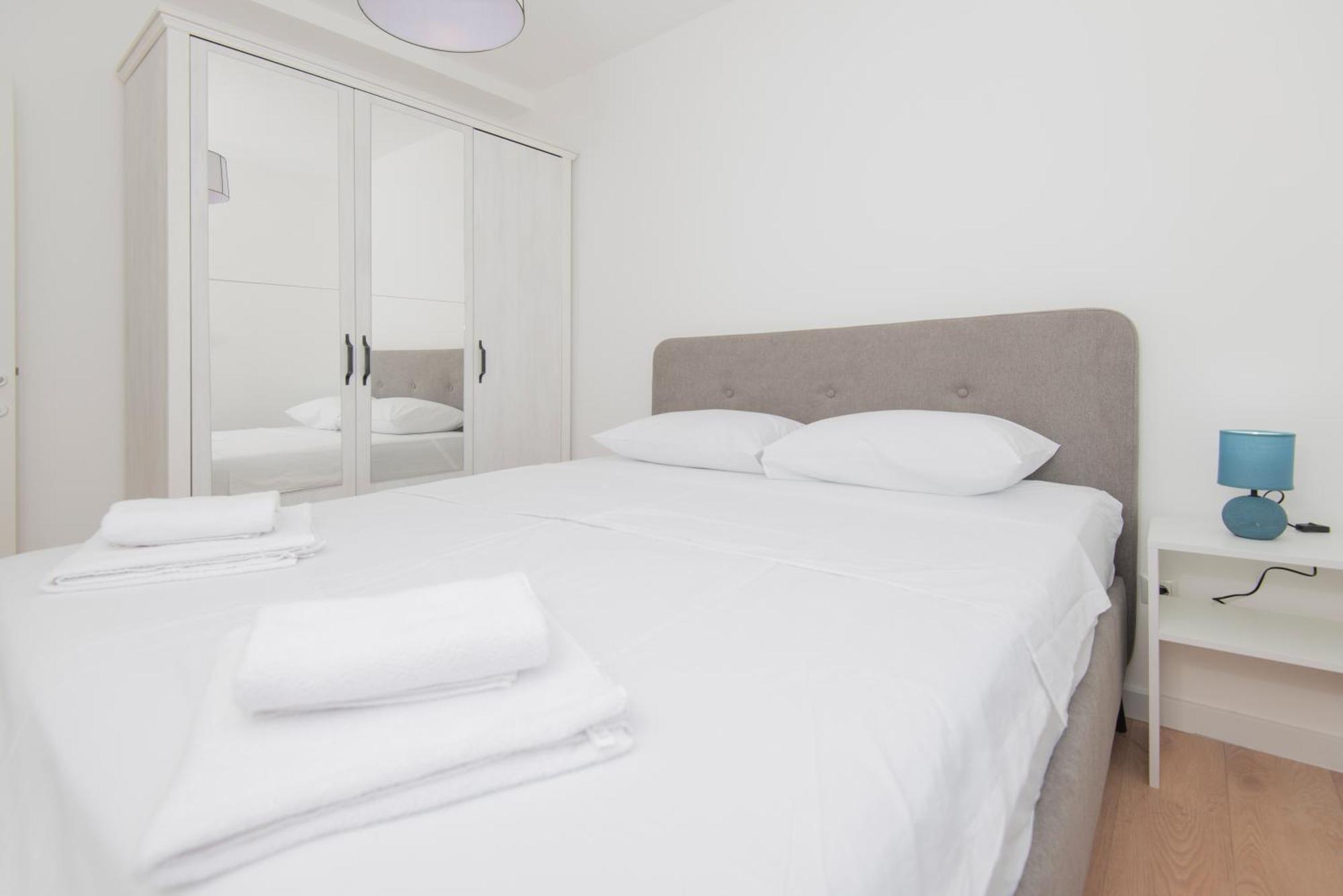 Al Mare Apartments โกตอร์ ภายนอก รูปภาพ